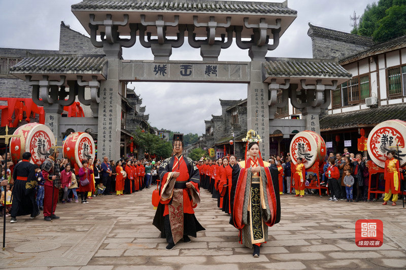 2020-10-07，三臺(tái)：國(guó)慶中秋舉行郪漢文化旅游活動(dòng)周。（趙越超 楊萌）.jpg