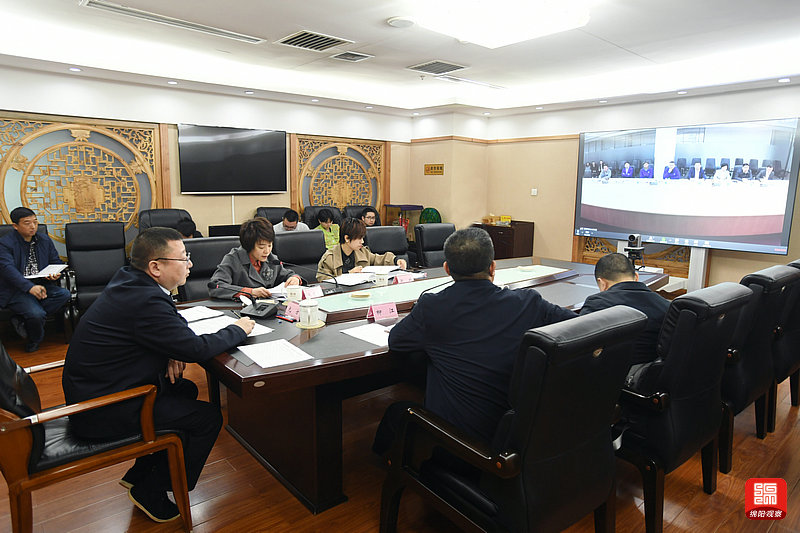 2021年3月11日，元方與理想汽車創(chuàng)始人沈亞楠視頻會談  張莉 攝.jpg