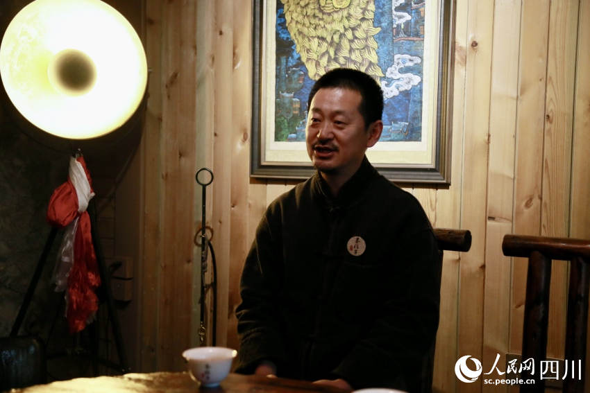 正在接受人民網(wǎng)記者采訪的蔣維明。人民網(wǎng)記者 朱虹攝