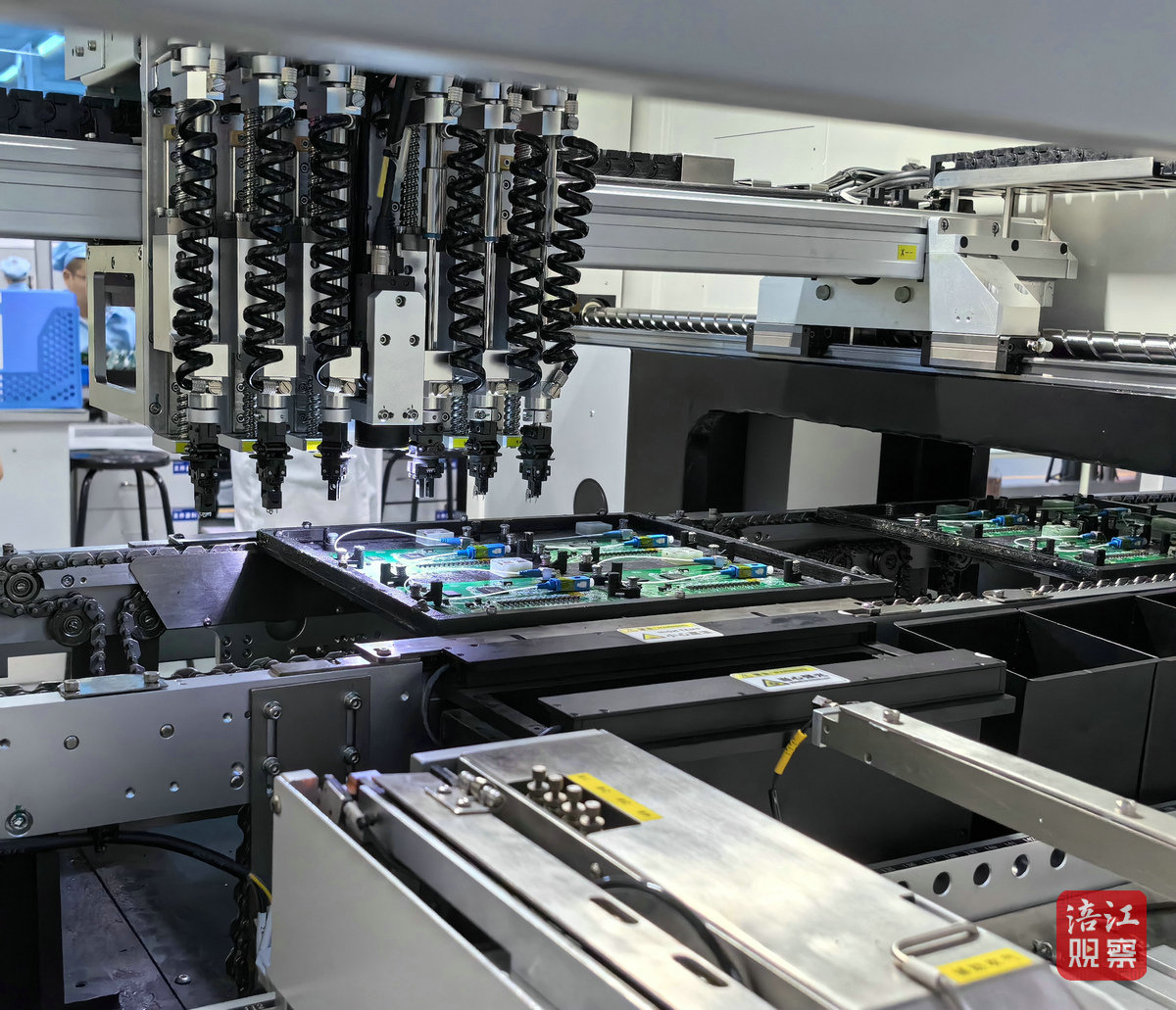 長(zhǎng)虹新網(wǎng)科技1_1.jpg 長(zhǎng)虹新網(wǎng)科技1_1.jpg